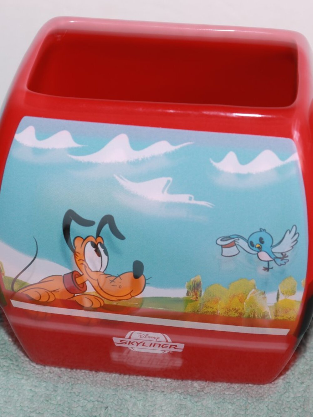 Disney Parks Cute Skyliner Stoneware Mug Chip Dale Mickey Minnie 20 Oz 568 mL